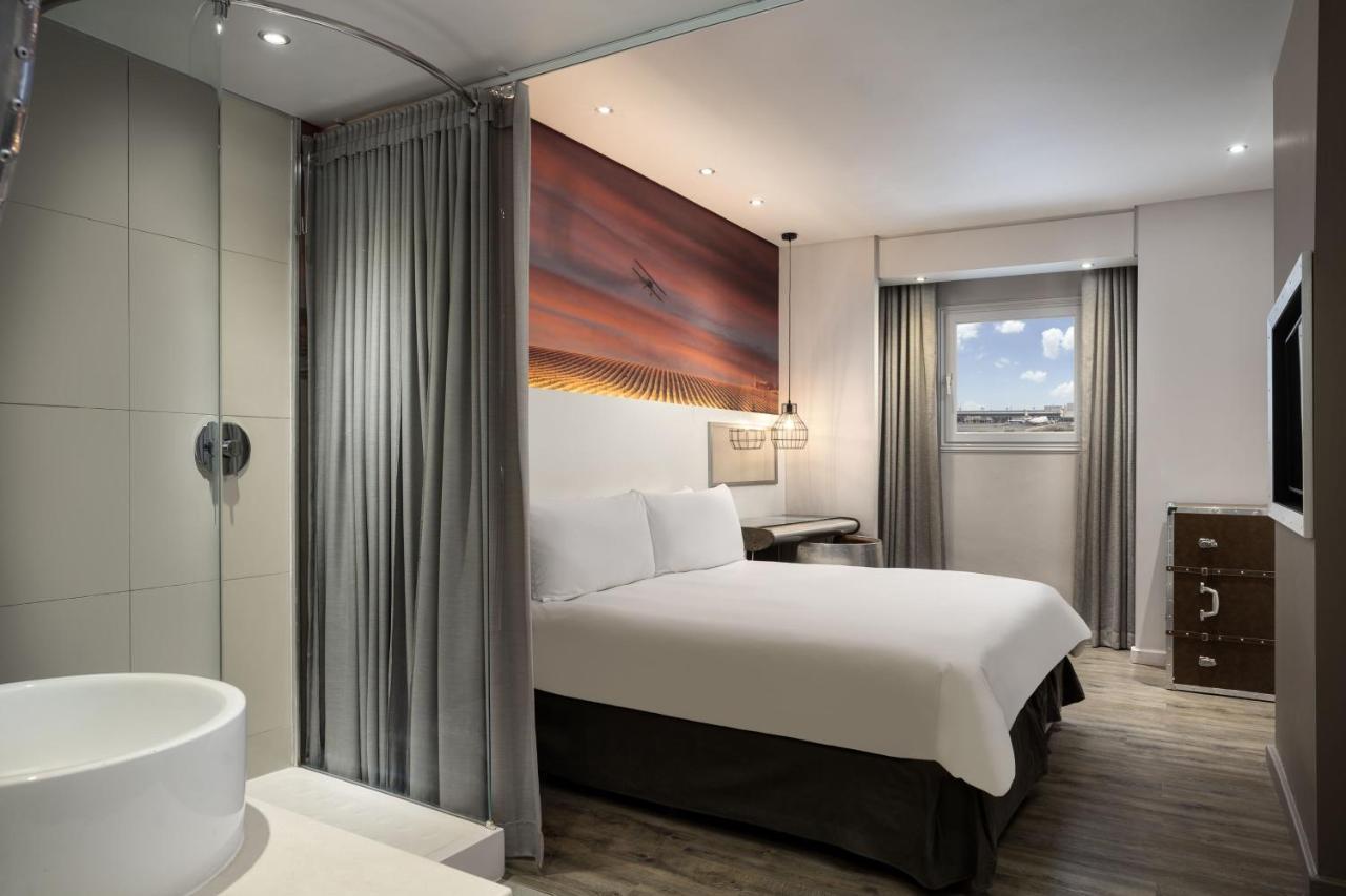 Protea Hotel By Marriott O R Tambo Airport Kempton Park Exterior foto