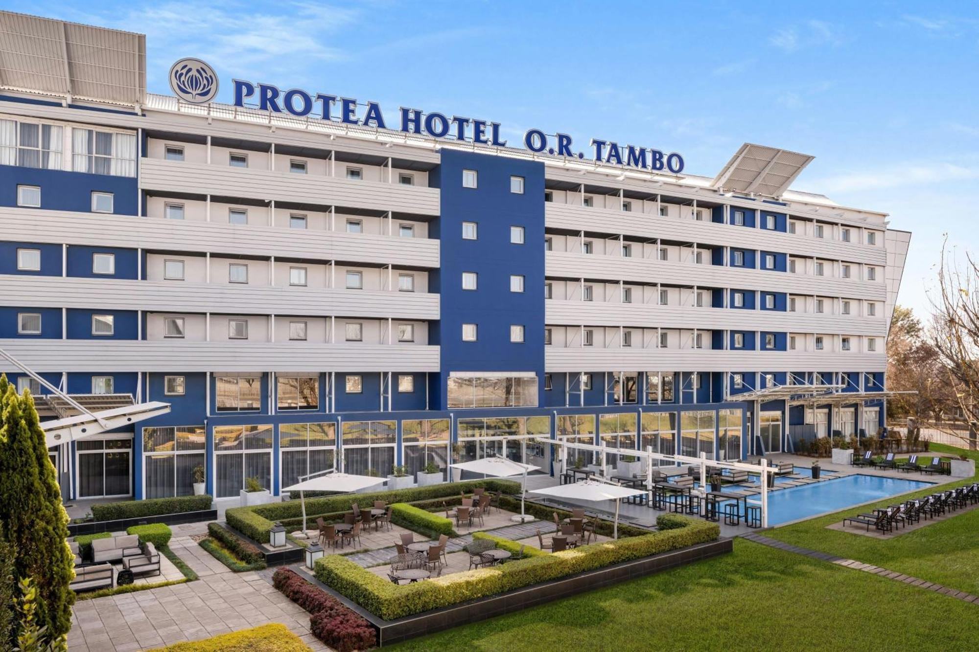 Protea Hotel By Marriott O R Tambo Airport Kempton Park Exterior foto